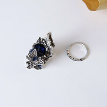 Load image into Gallery viewer, Index Finger Wedding Rings