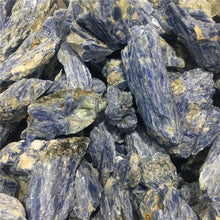 Load image into Gallery viewer, Rare natural stones and minerals aquamarine